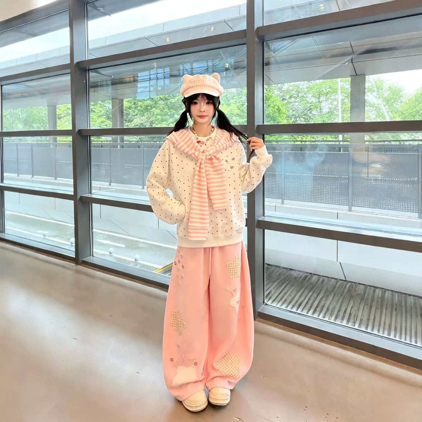 Retro Color-block Polka Dot Hoodie with Detachable Shawl, Loose Sweatshirt