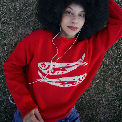 Loose long sleeved round neck pullover sweater