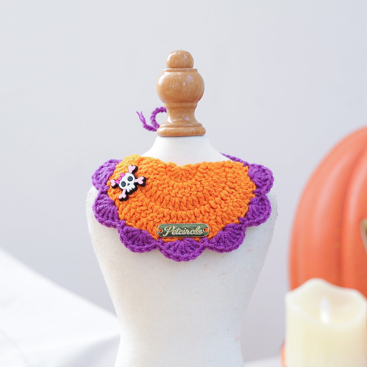 Pet Hair Yarn Gold Label Bandana for Cats and Dogs, Halloween Decorative Neckwear